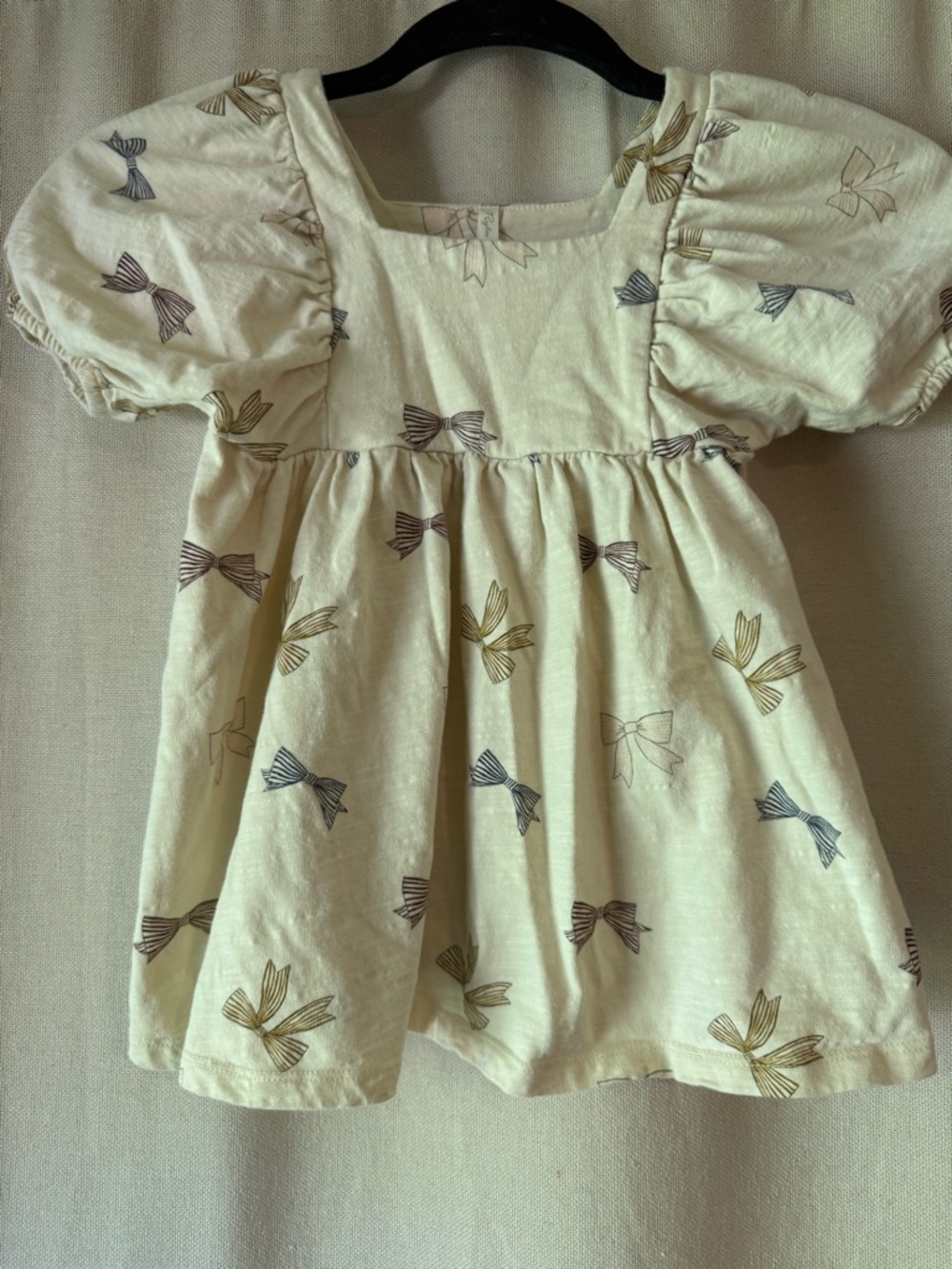 Rylee + Cru Cream Bow Print Puff Sleeve Dress